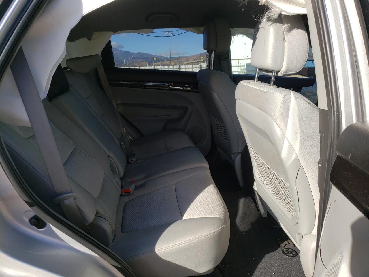 Photo 6 from auction – 2011 KIA SORENTO BA with VIN 5XYKT3A14BG140252