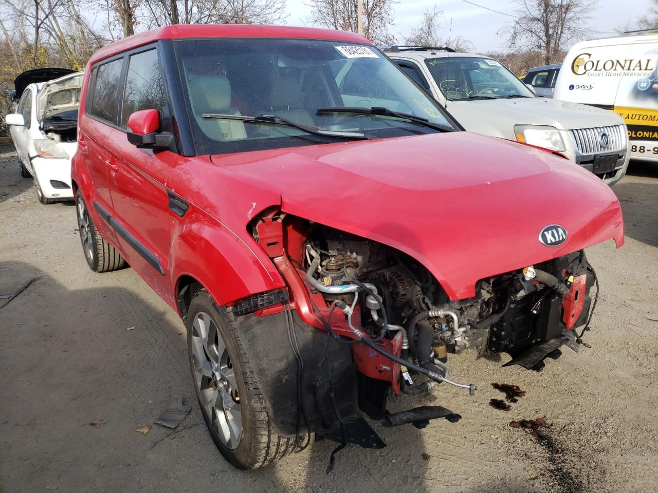 KIA SOUL + 2013 with VIN KNDJT2A68D7573400 - Photo from auction