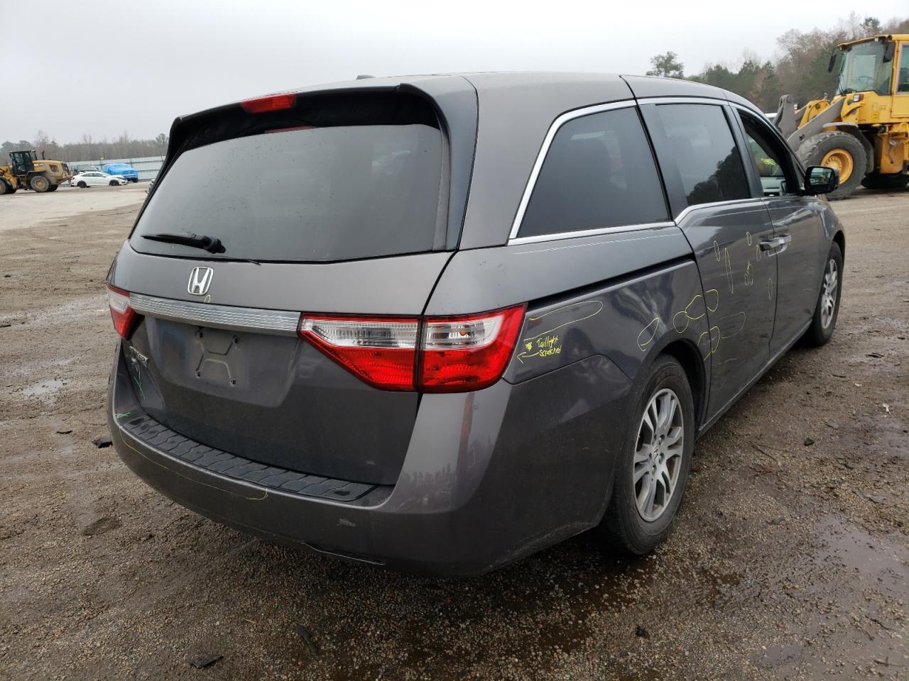 Photo 4 from auction – 2013 HONDA ODYSSEY EX with VIN 5FNRL5H65DB011507