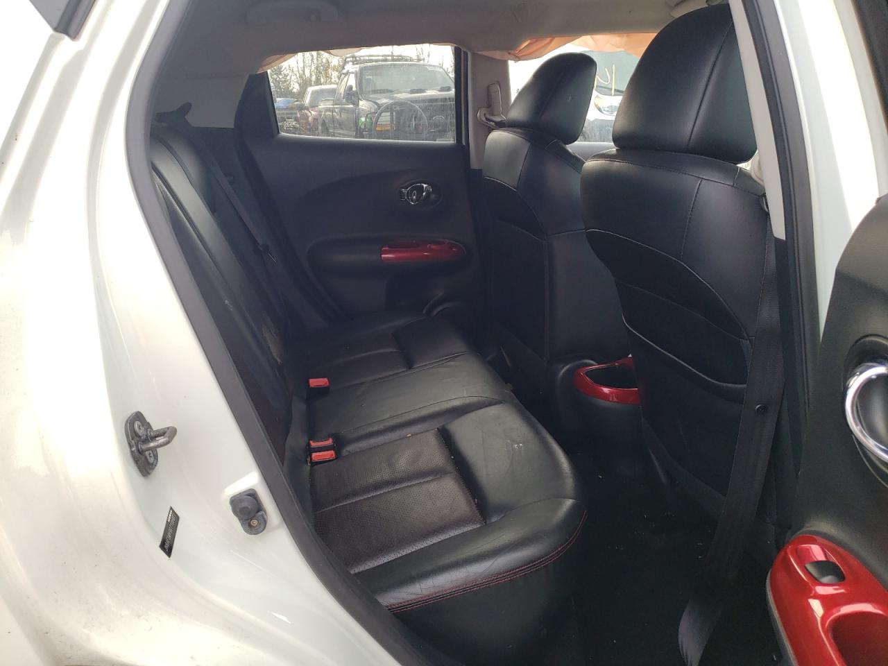 Photo 6 from auction – 2012 NISSAN JUKE S with VIN JN8AF5MV9CT108971