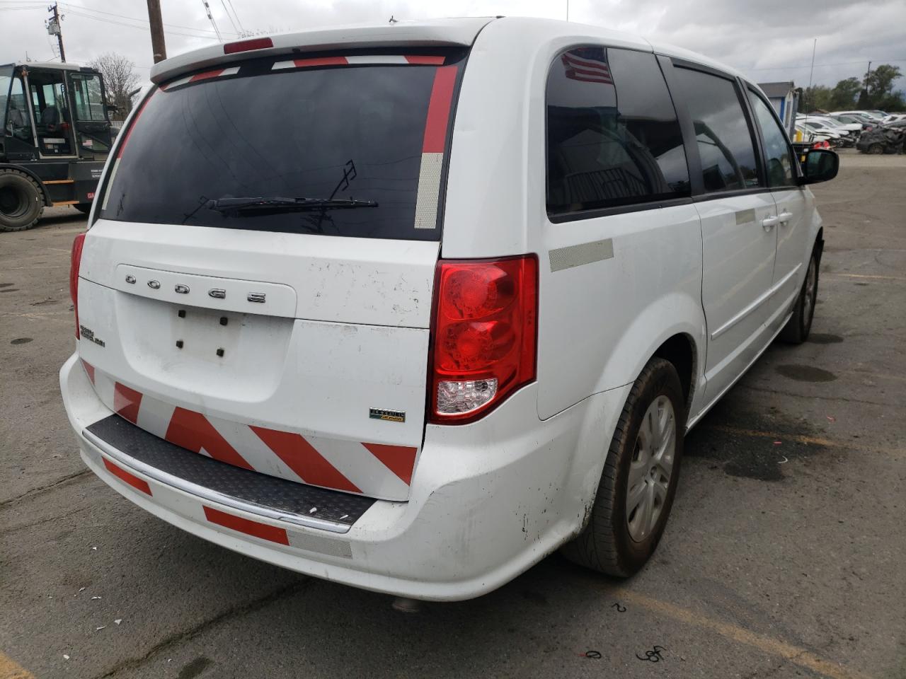 Photo 4 from auction – 2017 DODGE GRAND CARA with VIN 2C4RDGBG0HR755827