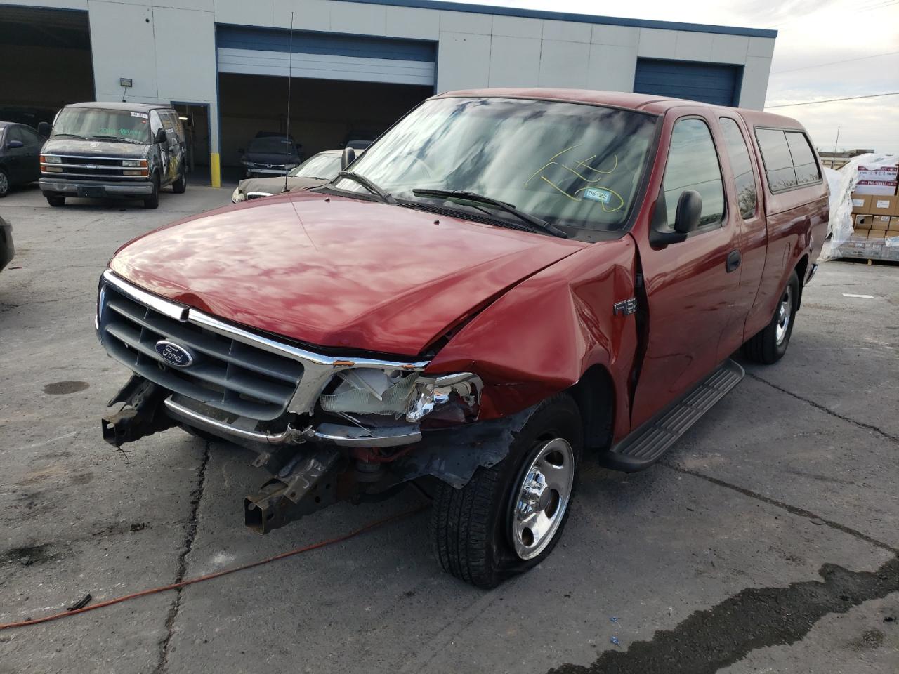 Photo 2 from auction – 2002 FORD F150 with VIN 1FTRX17212NA61699
