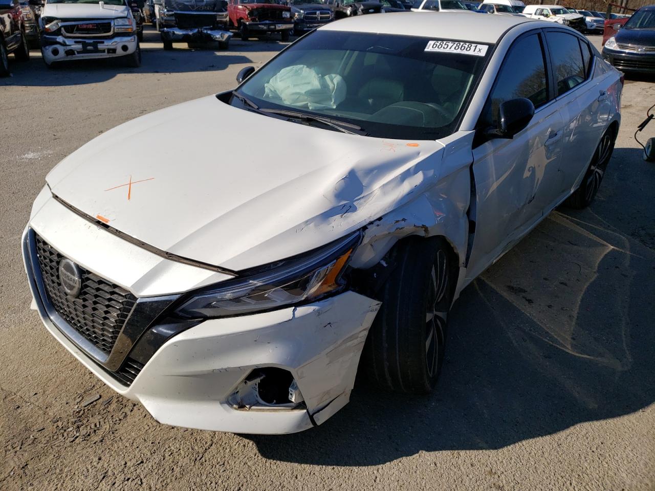 Photo 2 from auction – 2019 NISSAN ALTIMA SR with VIN 1N4BL4CV5KC156573