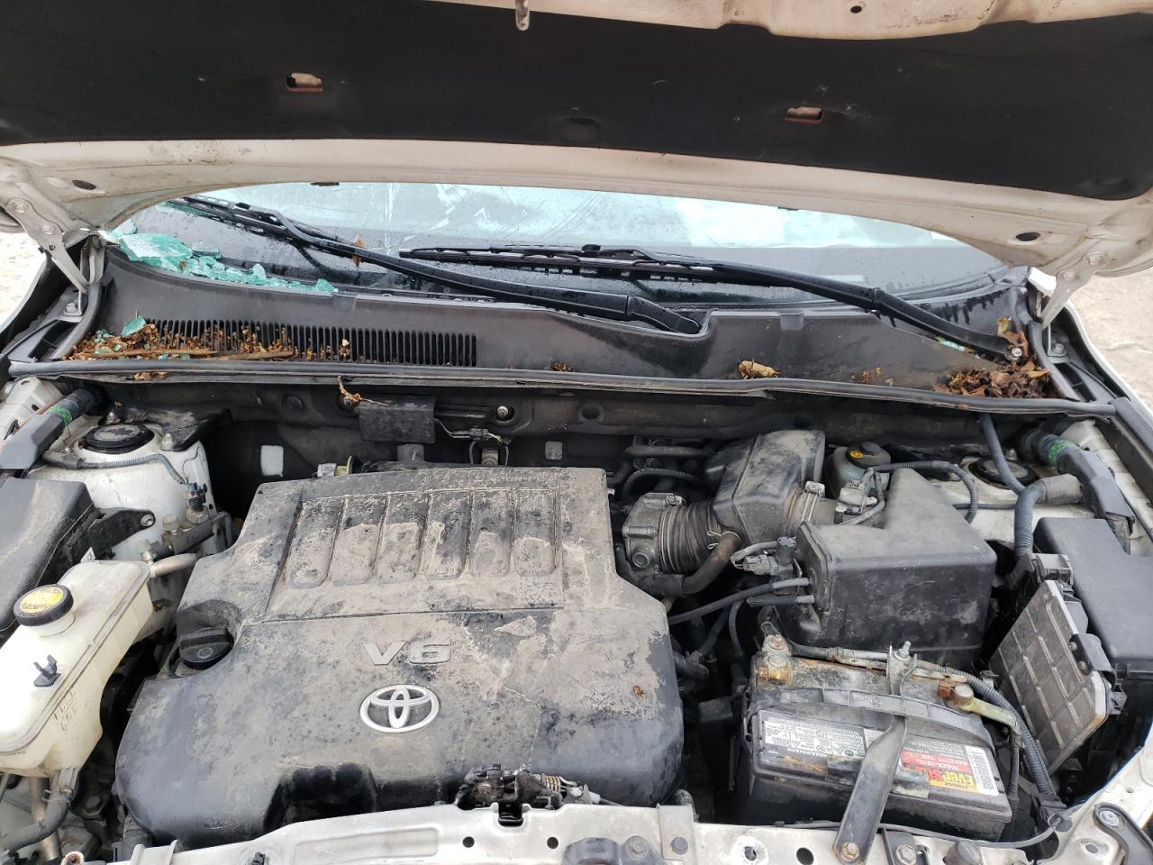 Photo 7 from auction – 2010 TOYOTA RAV4 LIMIT with VIN JTMYK4DV7A5026321