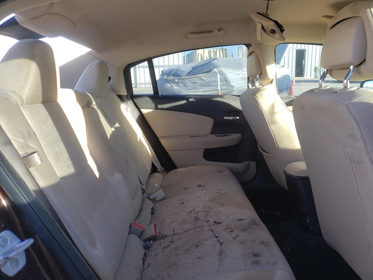 Photo 6 from auction – 2013 CHRYSLER 200 with VIN 1C3CCBBB7DN728099