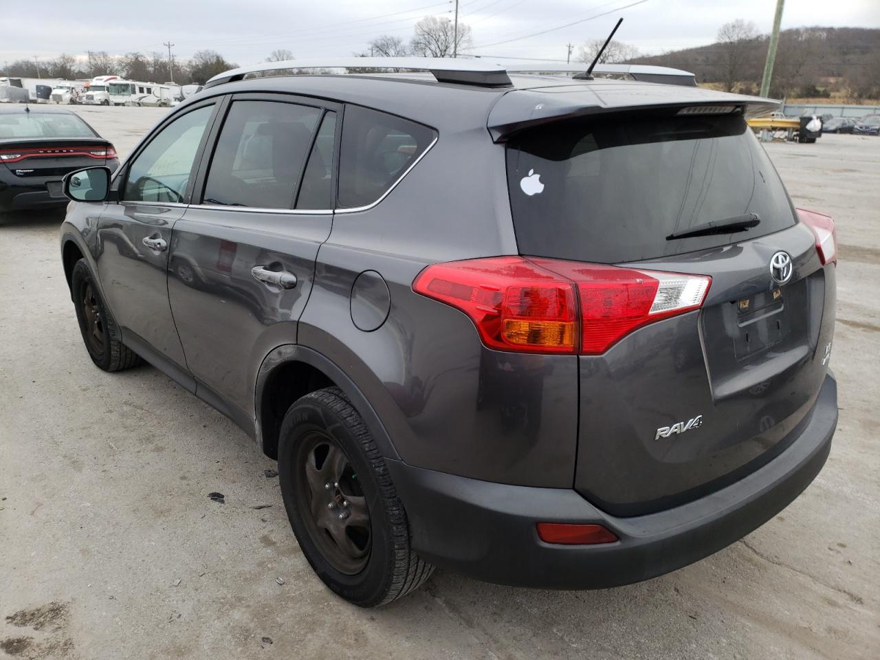 Photo 3 from auction – 2015 TOYOTA RAV4 LE with VIN 2T3BFREV1FW233714