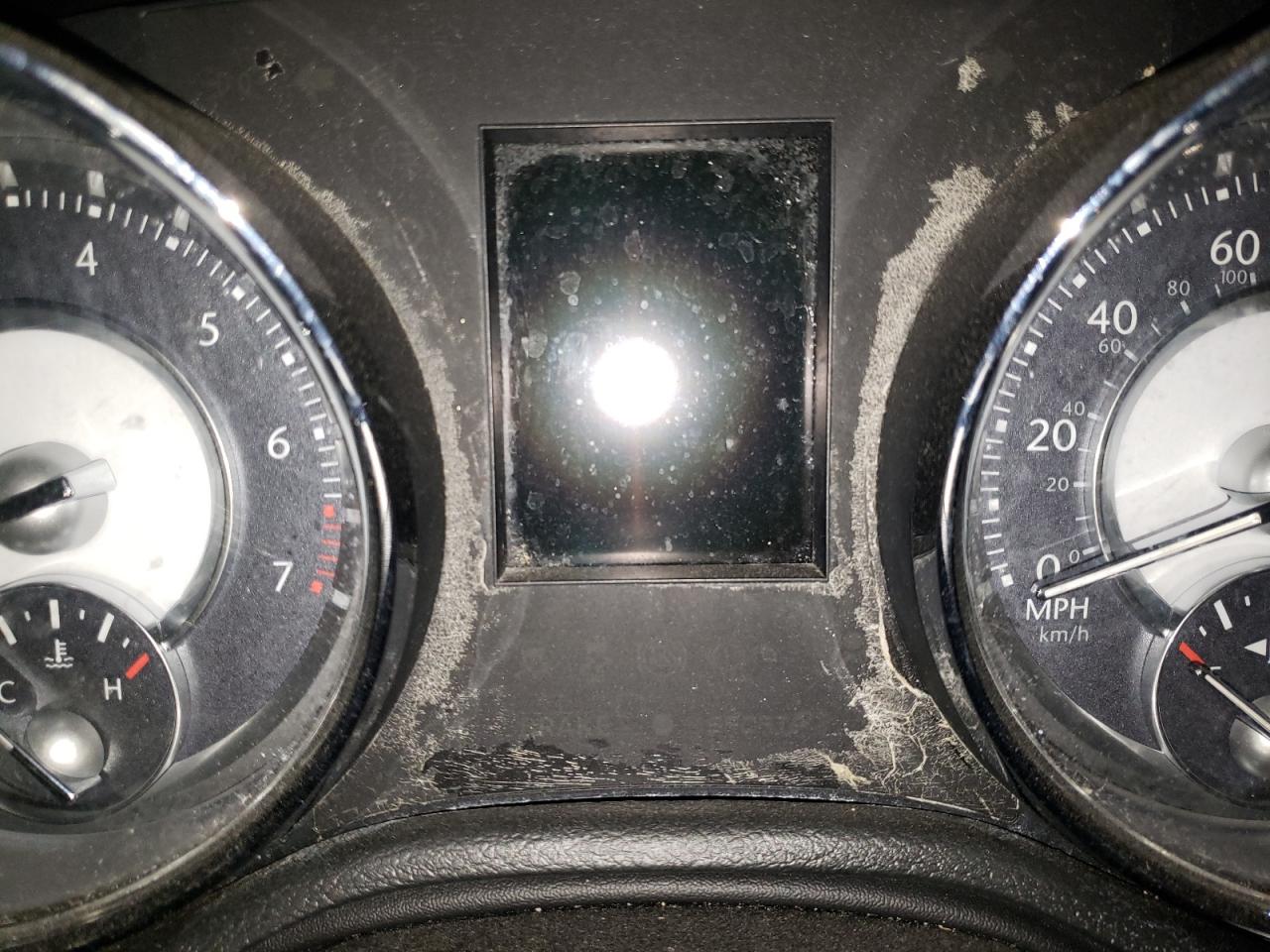 Photo 8 from auction – 2013 CHRYSLER 300 with VIN 2C3CCAAG8DH572476