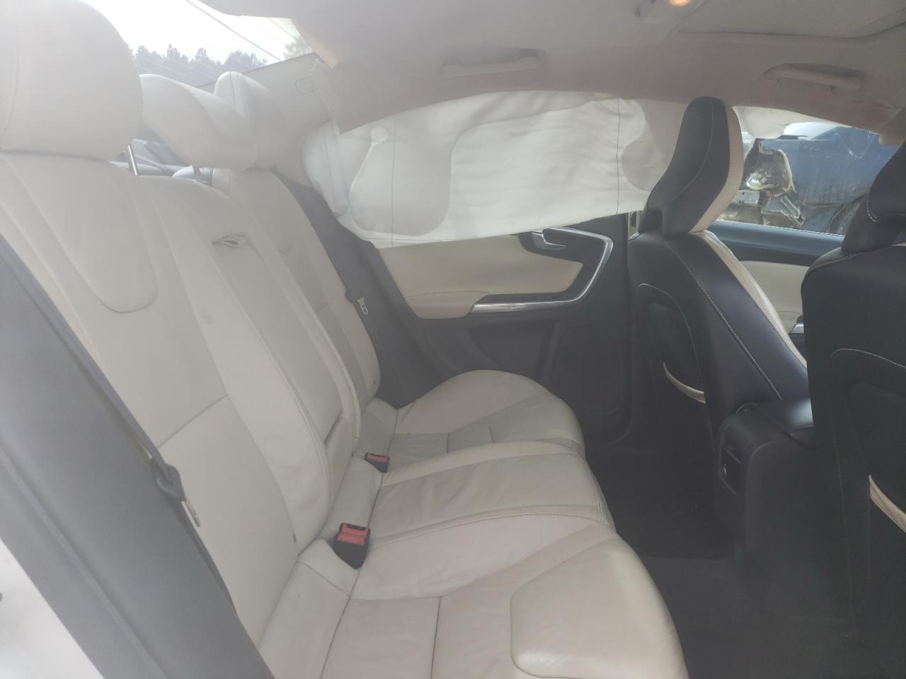 Photo 6 from auction – 2013 VOLVO S60 T5 with VIN YV1612FS1D2202829