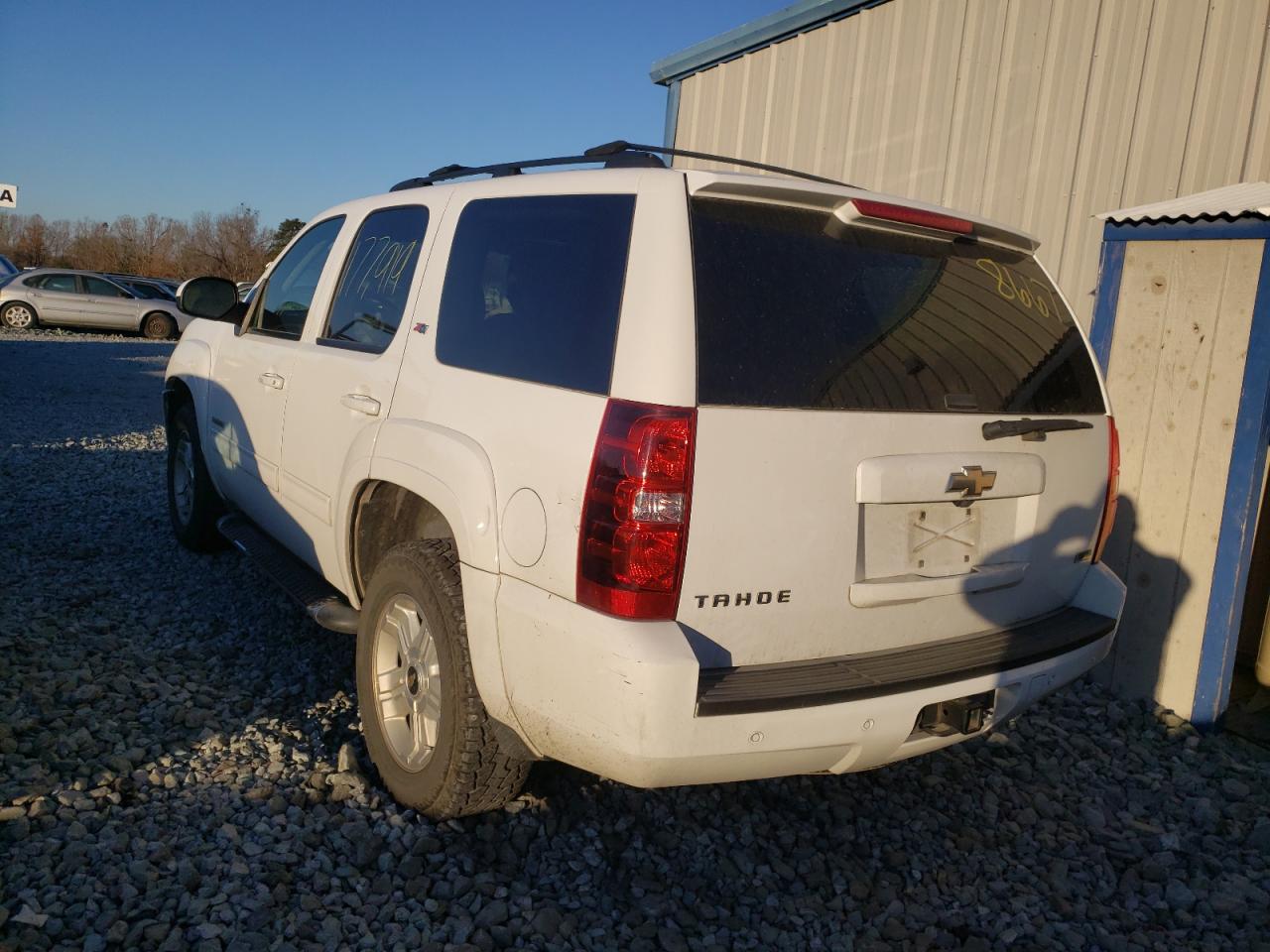 Photo 3 from auction – 2011 CHEVROLET TAHOE K150 with VIN 1GNSKBE04BR178667