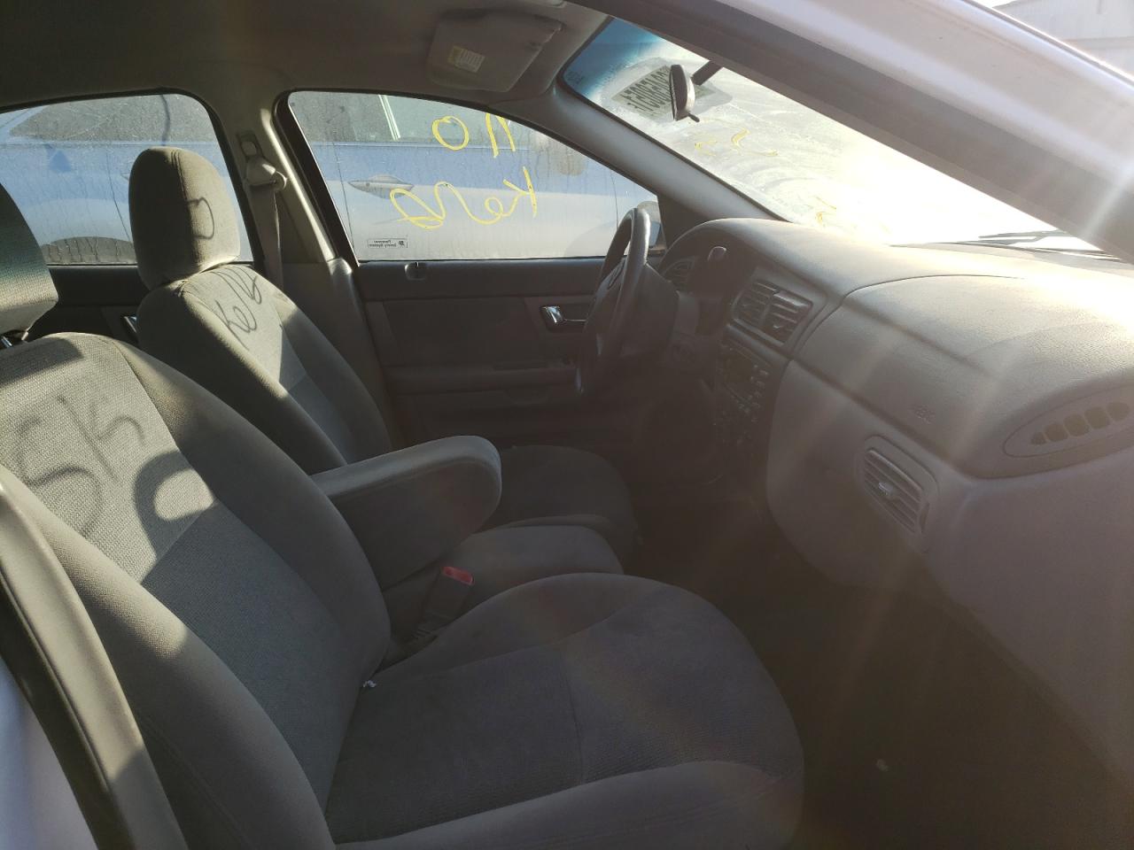Photo 5 from auction – 2001 FORD TAURUS SE with VIN 1FAFP53UX1G120033
