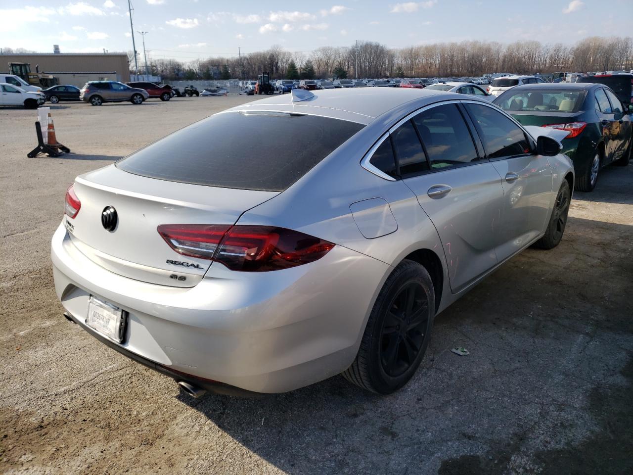 Photo 4 from auction – 2018 BUICK REGAL PREF with VIN W04GL6SX6J1109670