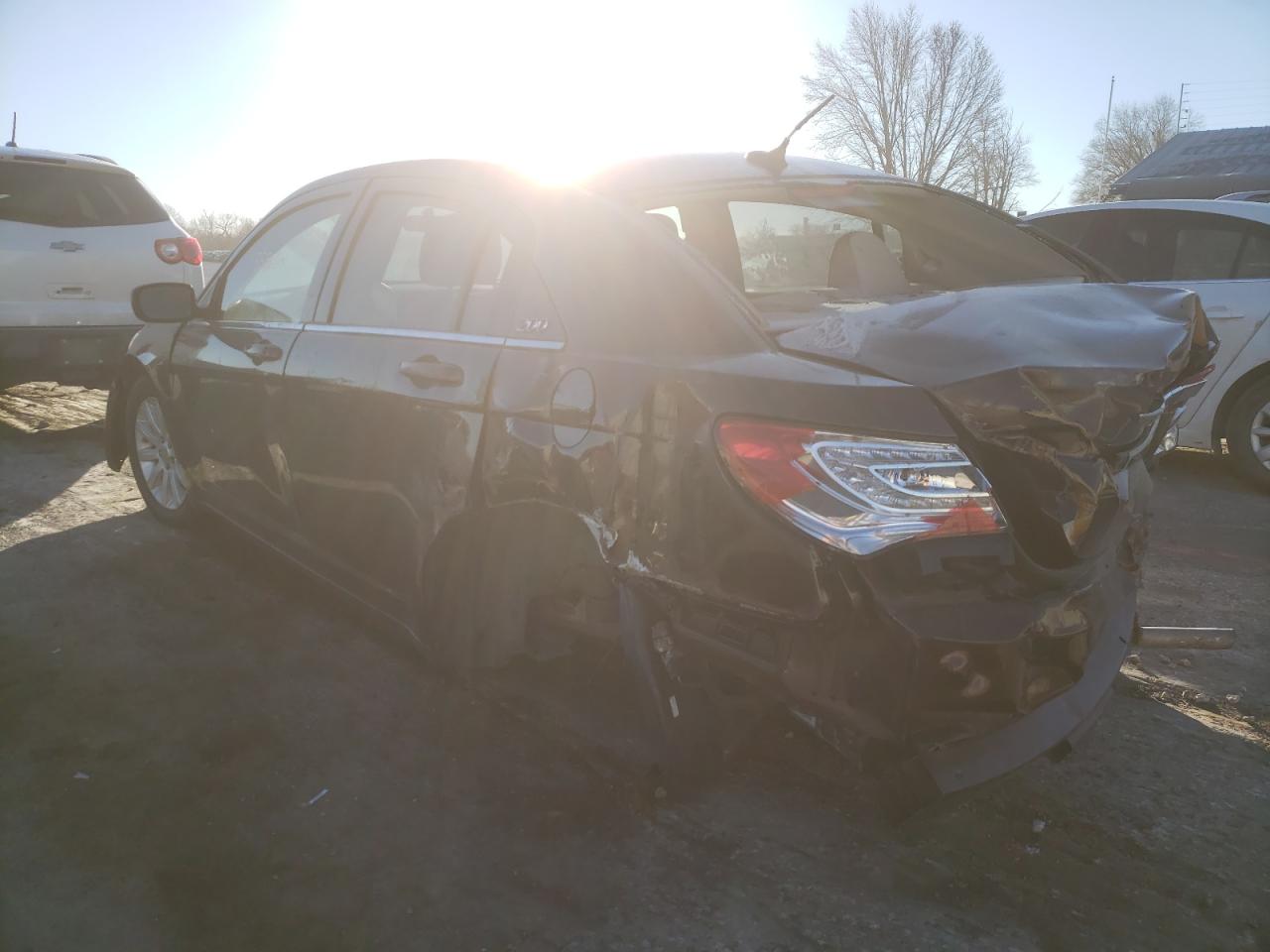 Photo 3 from auction – 2013 CHRYSLER 200 with VIN 1C3CCBBB7DN728099