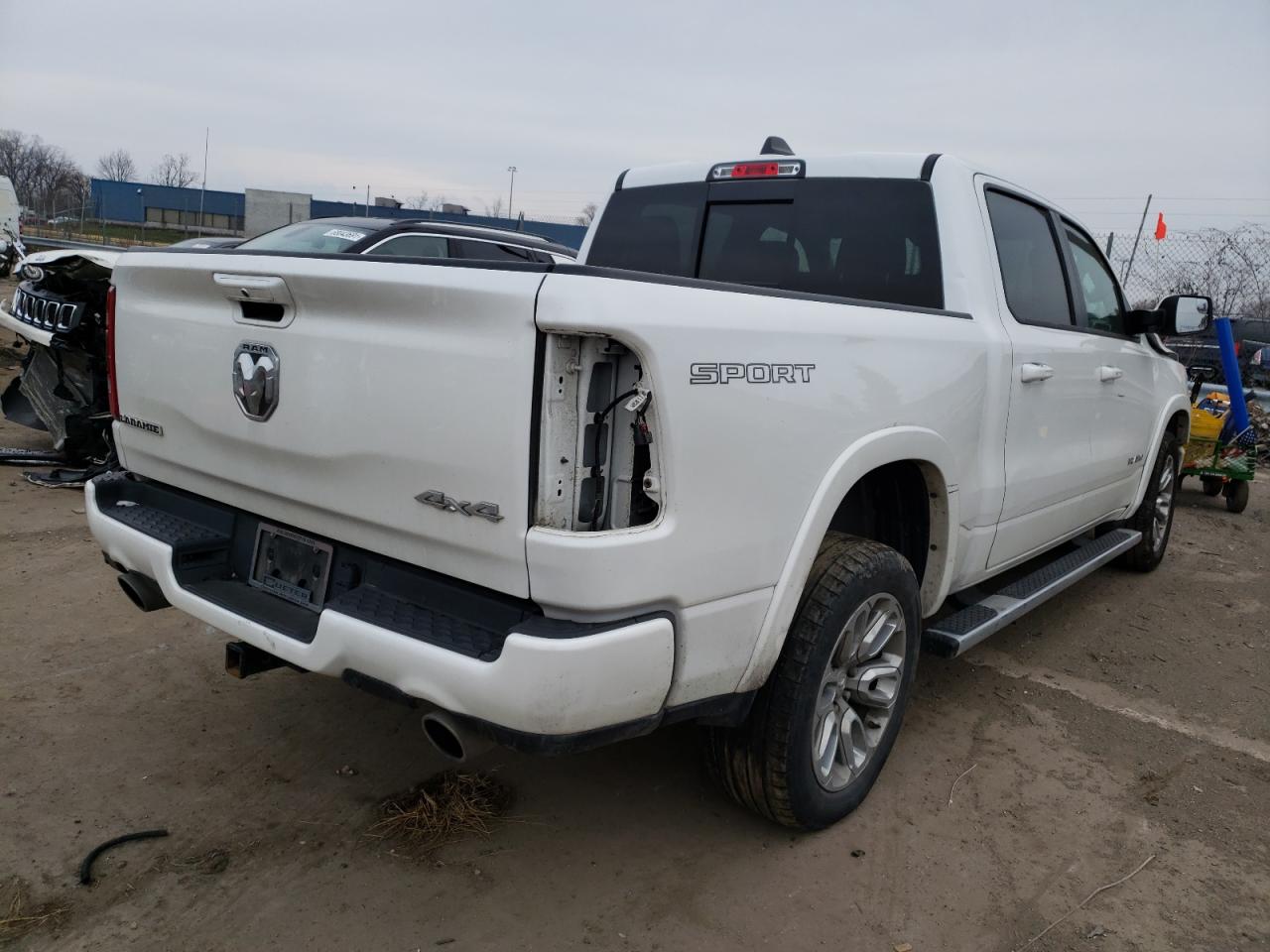Photo 4 from auction – 2020 RAM 1500 LARAM with VIN 1C6SRFJT2LN207174