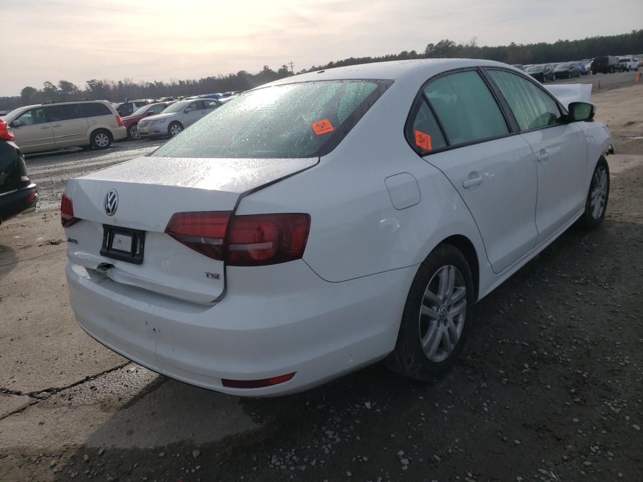 Photo 4 from auction – 2018 VOLKSWAGEN JETTA S with VIN 3VW2B7AJ5JM228798