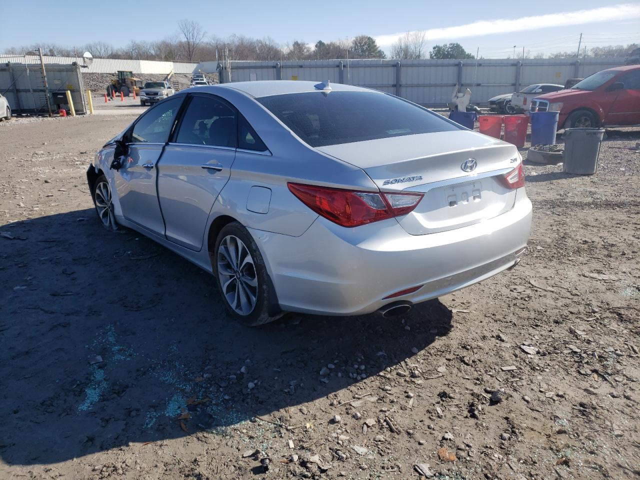 Photo 3 from auction – 2013 HYUNDAI SONATA SE with VIN 5NPEC4AB6DH793382