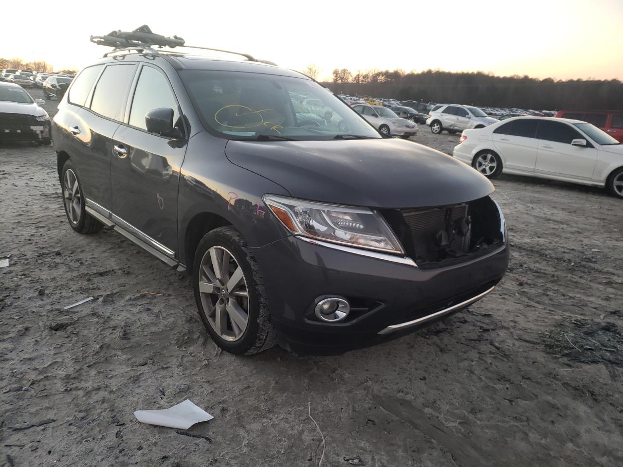 NISSAN PATHFINDER 2013 with VIN 5N1AR2MM6DC681610 - Photo from auction