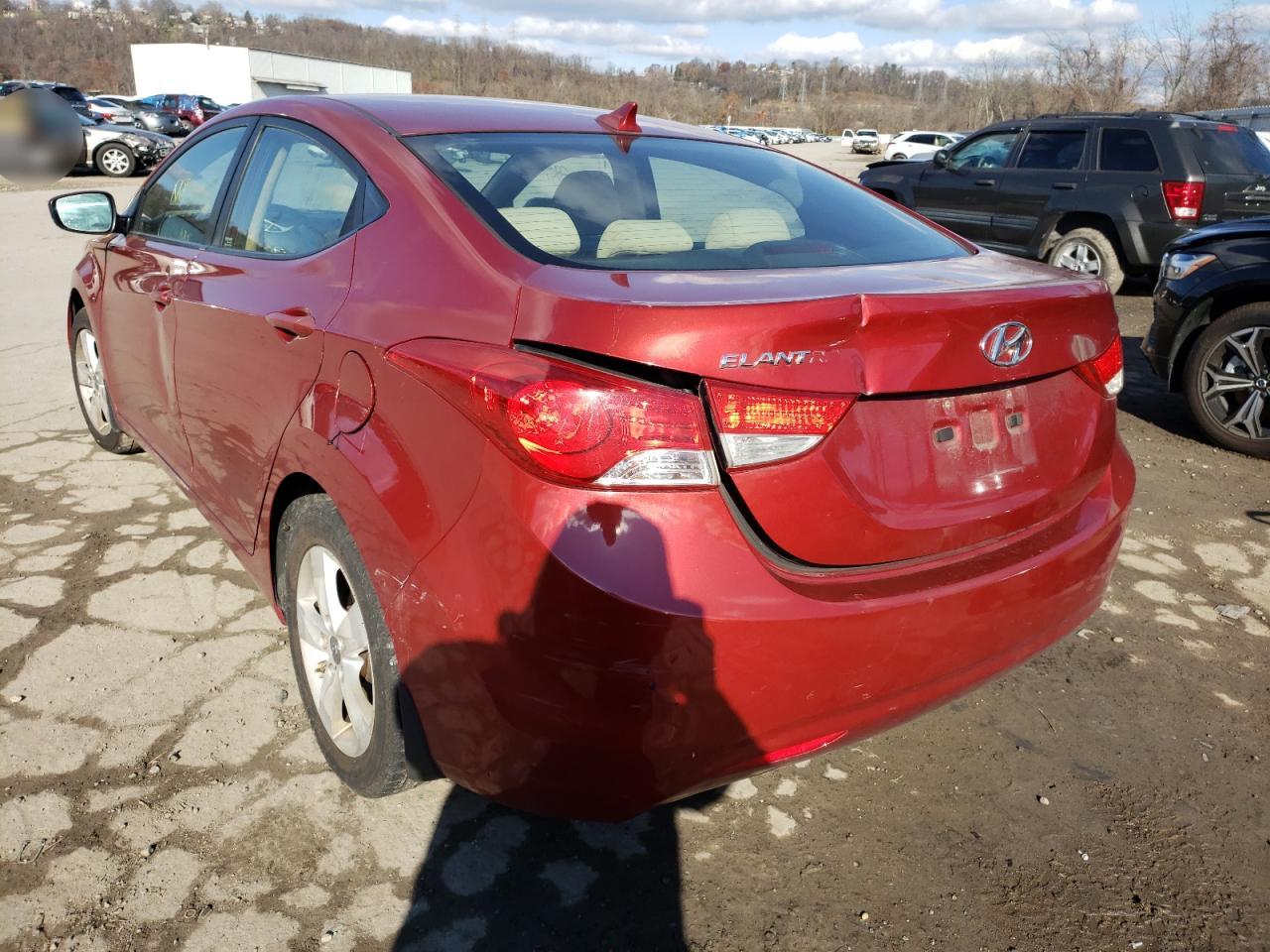 Photo 3 from auction – 2011 HYUNDAI ELANTRA GL with VIN KMHDH4AE4BU107927