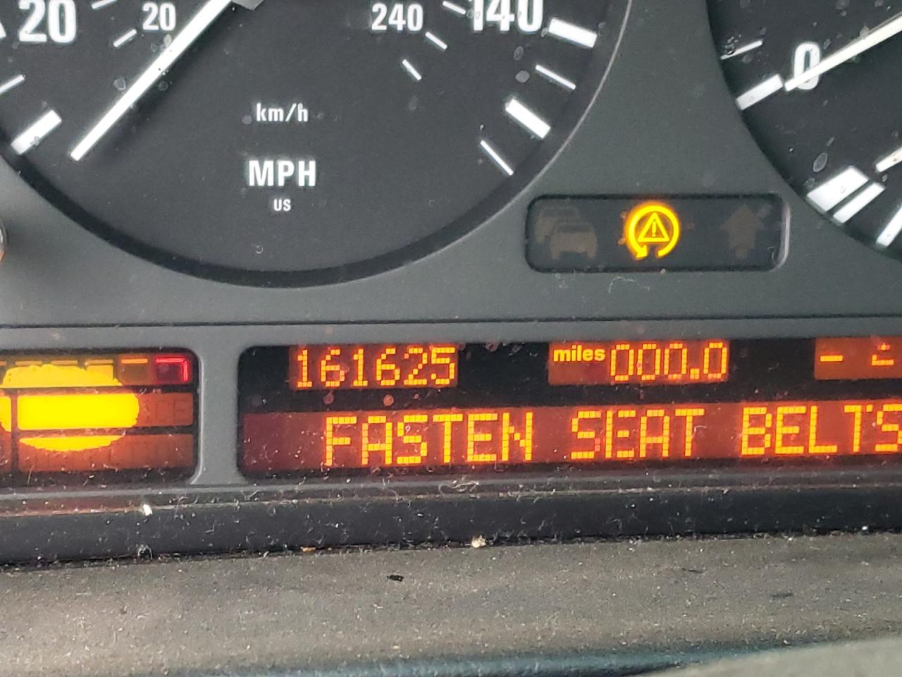 Photo 8 from auction – 2000 BMW 740 I AUTO with VIN WBAGG8346YDN79889