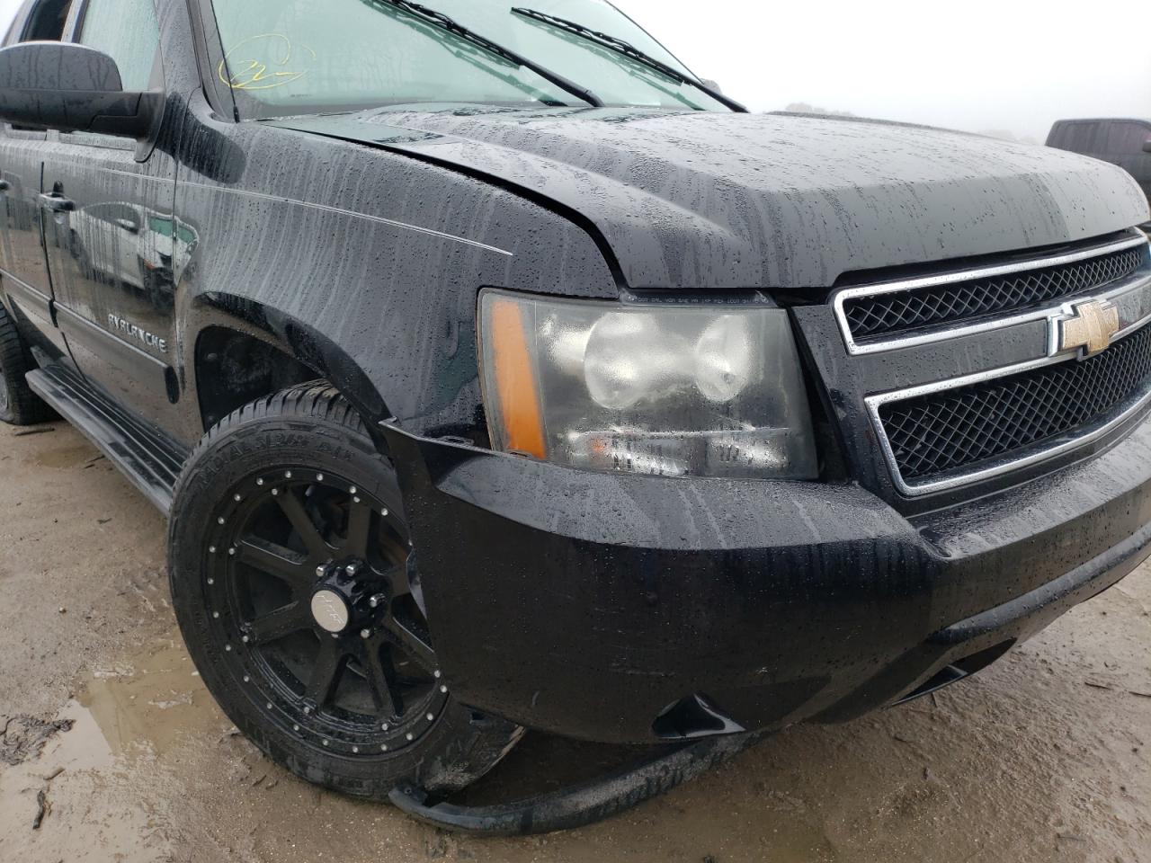 Photo 9 from auction – 2010 CHEVROLET AVALANCHE with VIN 3GNNCEE00AG291378