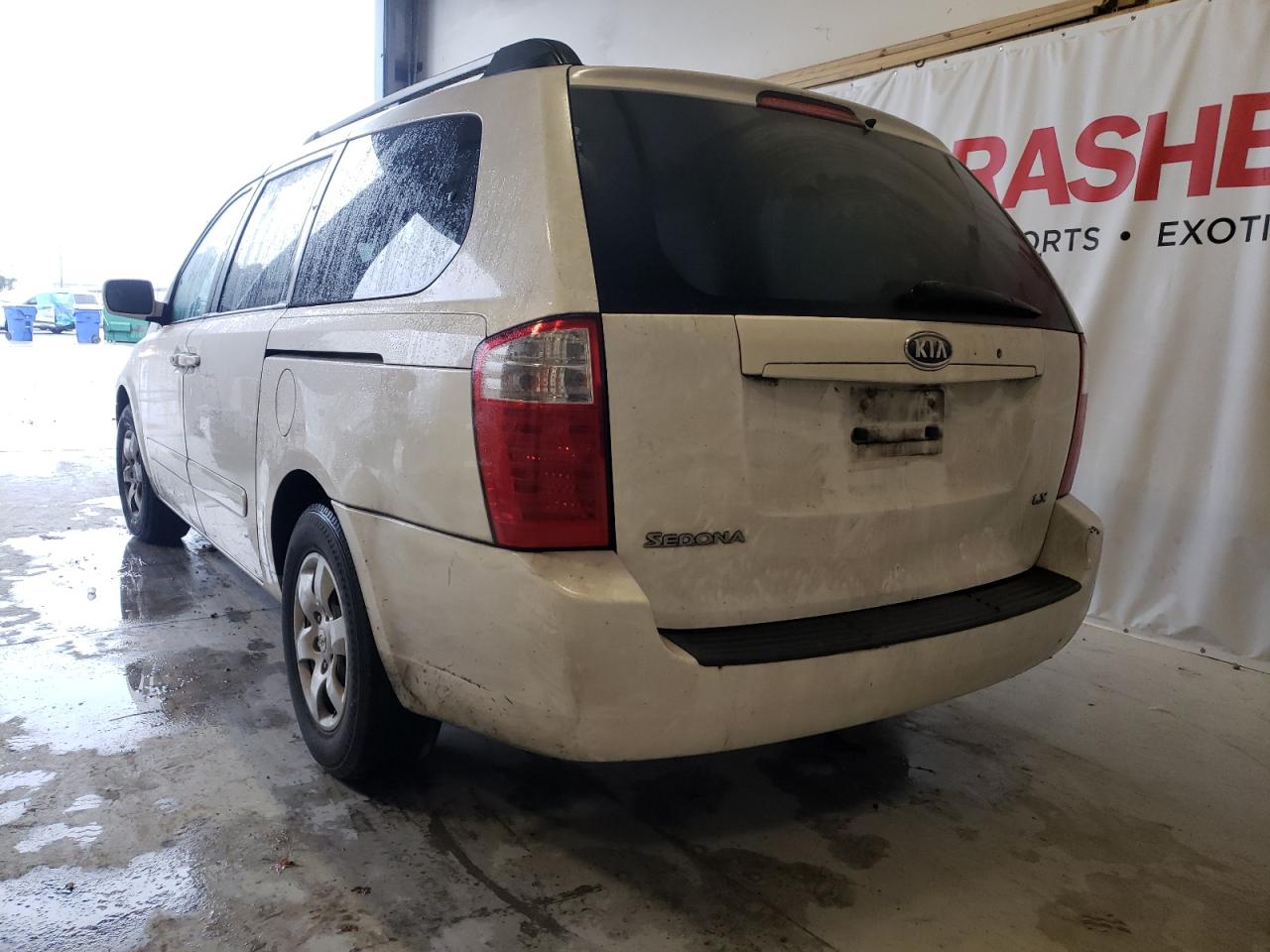 Photo 3 from auction – 2008 KIA SEDONA EX with VIN KNDMB233686255872
