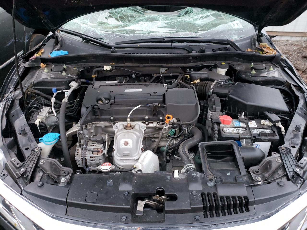 Photo 7 from auction – 2017 HONDA ACCORD with VIN 1HGCR2F3XHA184693
