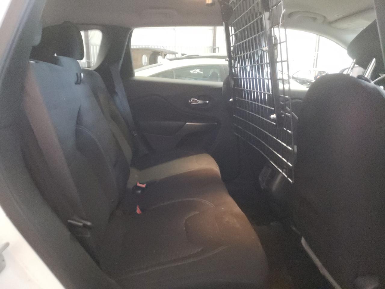 Photo 6 from auction – 2019 JEEP CHEROKEE L with VIN 1C4PJMCX0KD461965