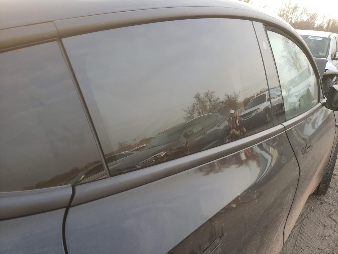 Photo 6 from auction – 2021 TESLA MODEL Y with VIN 7SAYGAEE5NF308737