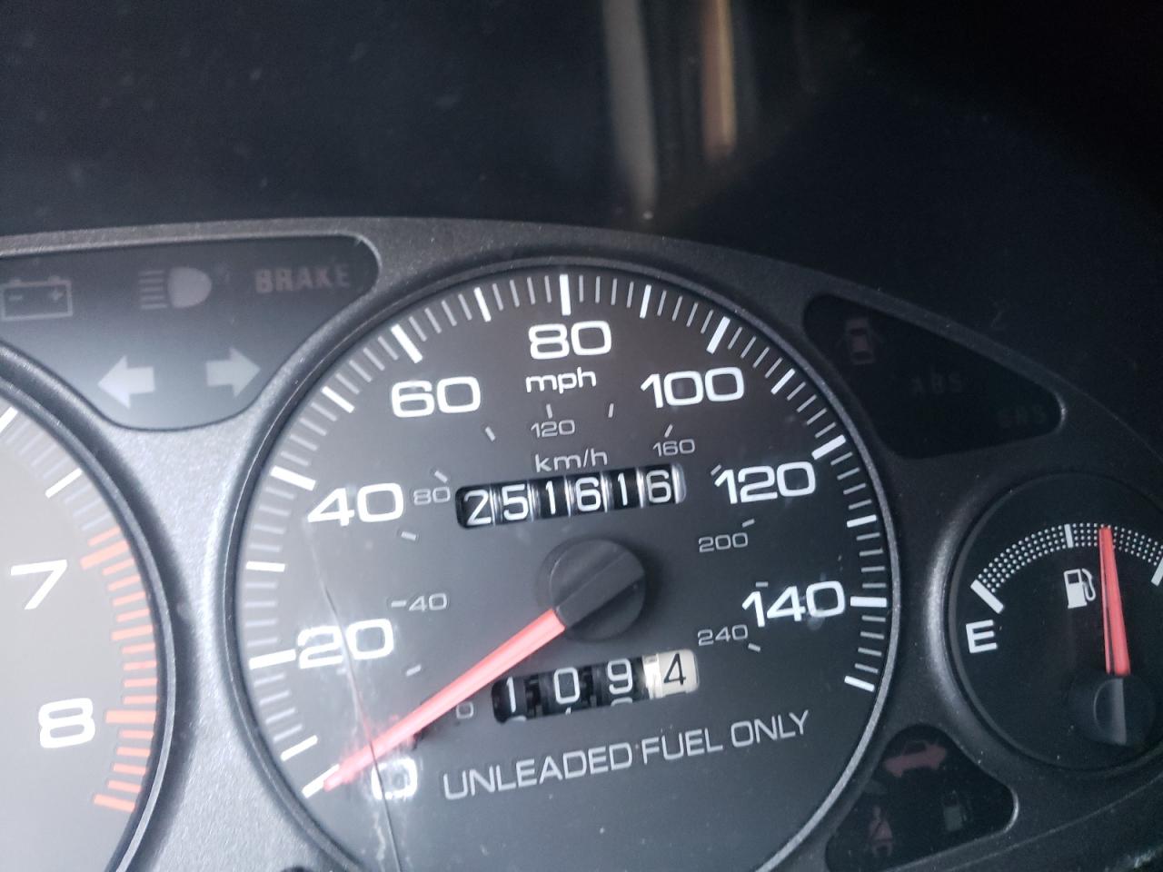 Photo 8 from auction – 2000 ACURA INTEGRA LS with VIN JH4DB7657YS004388