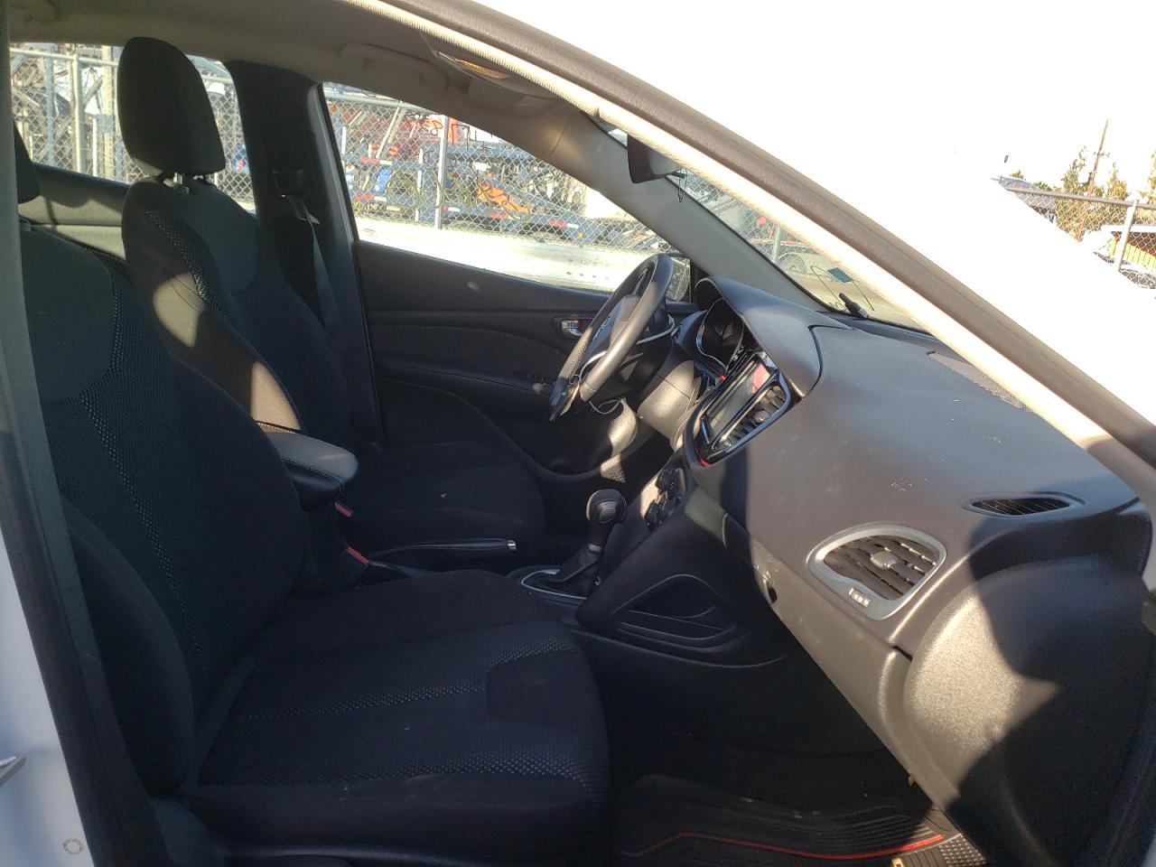 Photo 18 from auction – 2015 DODGE DART SE AE with VIN 1C3CDFDH7FD300242
