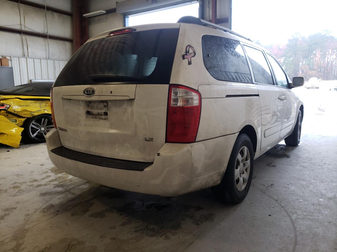 Photo 4 from auction – 2008 KIA SEDONA EX with VIN KNDMB233686255872