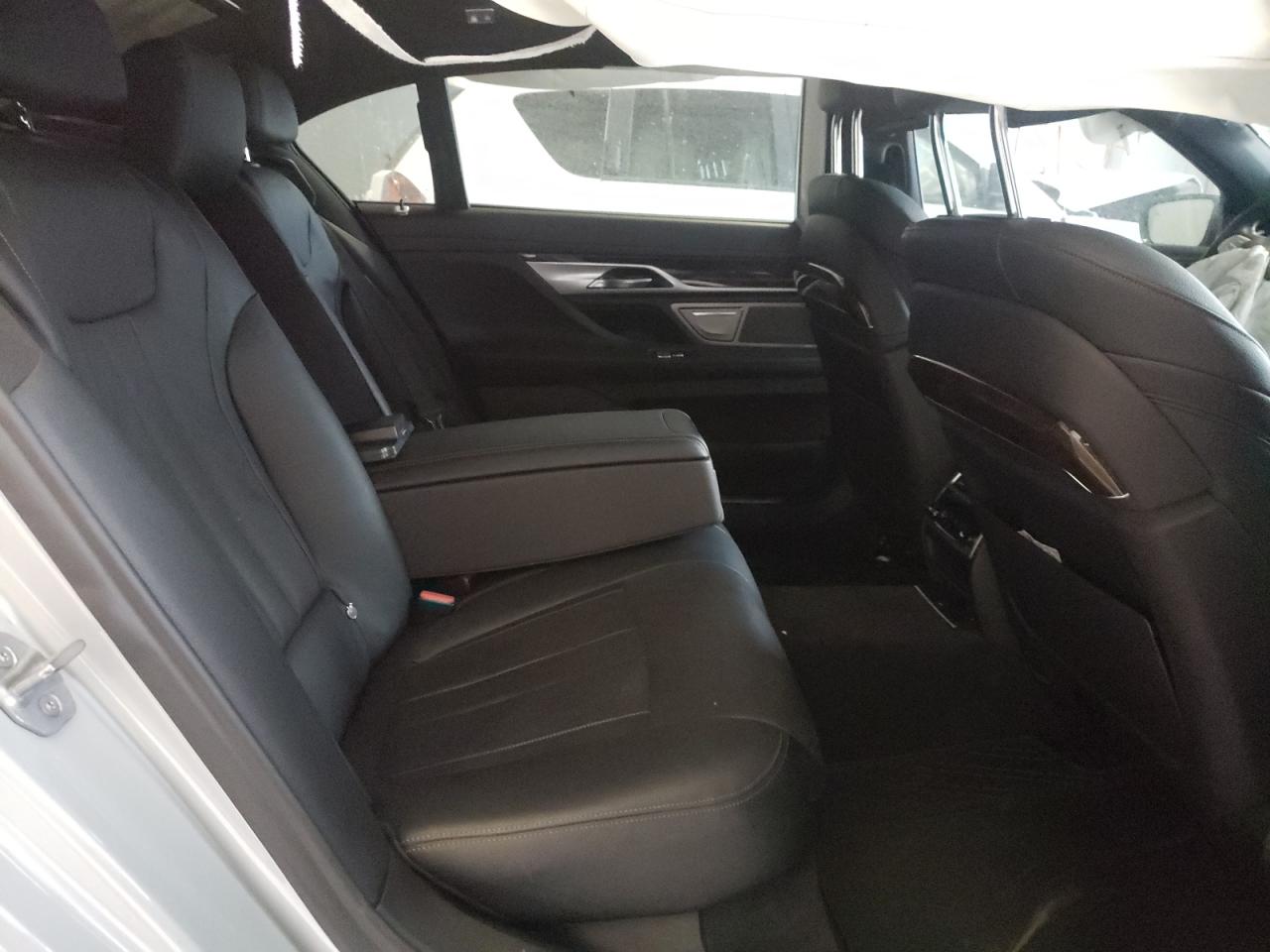 Photo 6 from auction – 2019 BMW 740 I with VIN WBA7E2C54KB217641