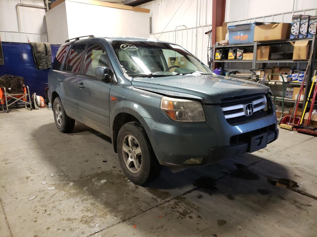 HONDA PILOT EXL 2008 with VIN 5FNYF18758B021433 - Photo from auction