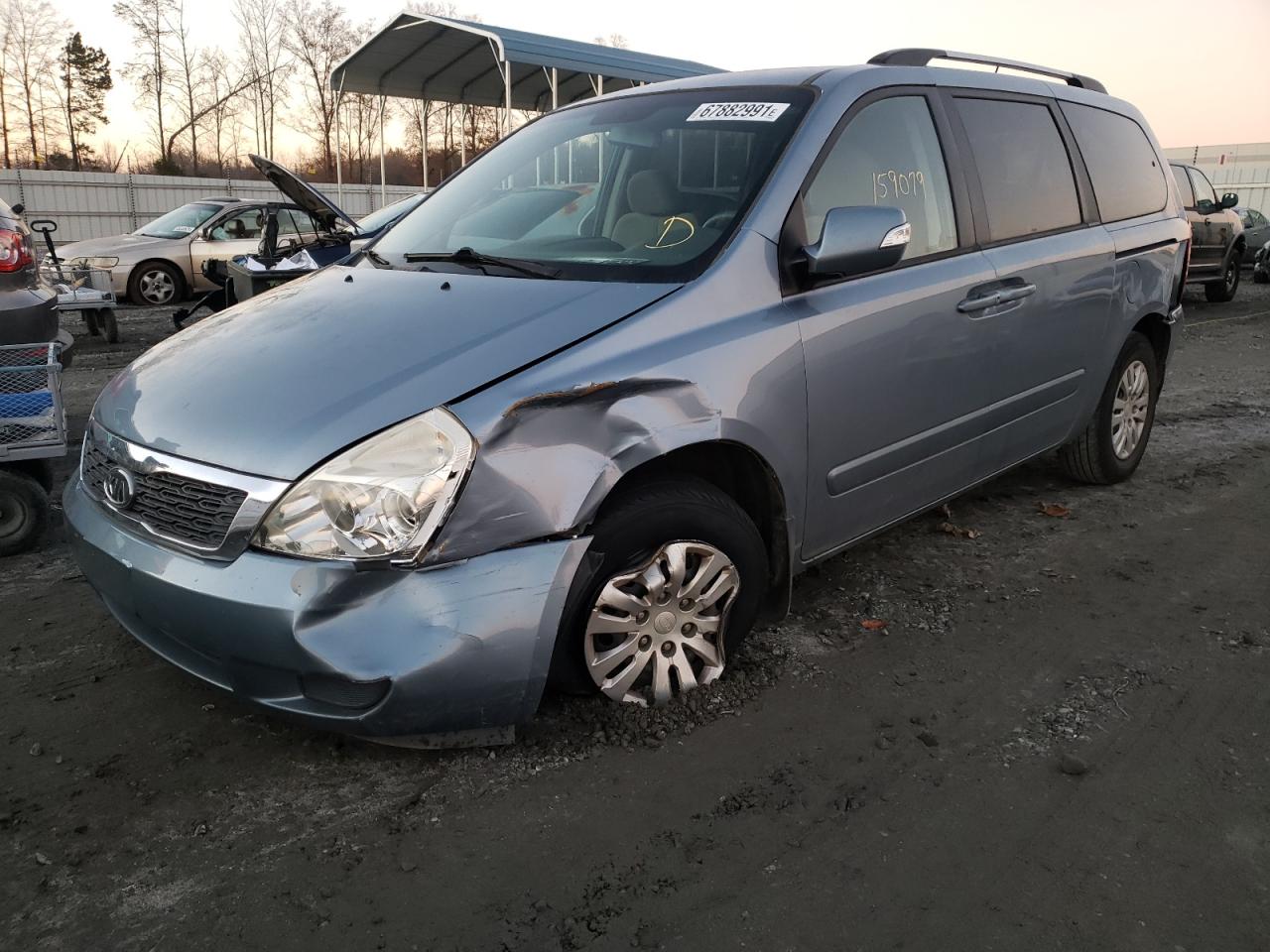 Photo 2 from auction – 2011 KIA SEDONA LX with VIN KNDMG4C76B6374903
