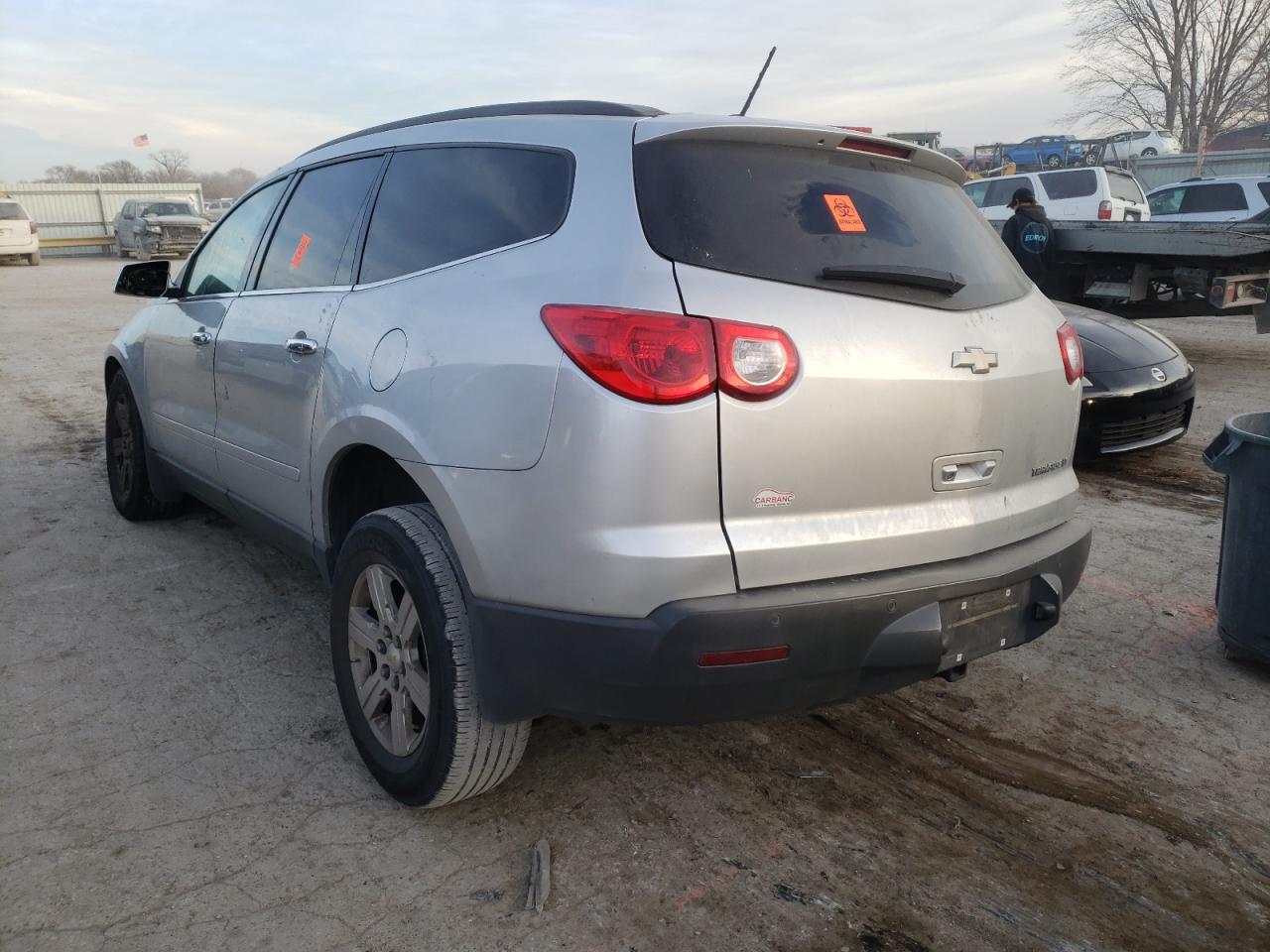 Photo 3 from auction – 2011 CHEVROLET TRAVERSE L with VIN 1GNKVJED0BJ343276