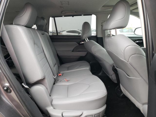 Photo 6 from auction – 2021 TOYOTA HIGHLANDER with VIN 5TDHBRCH0MS038897