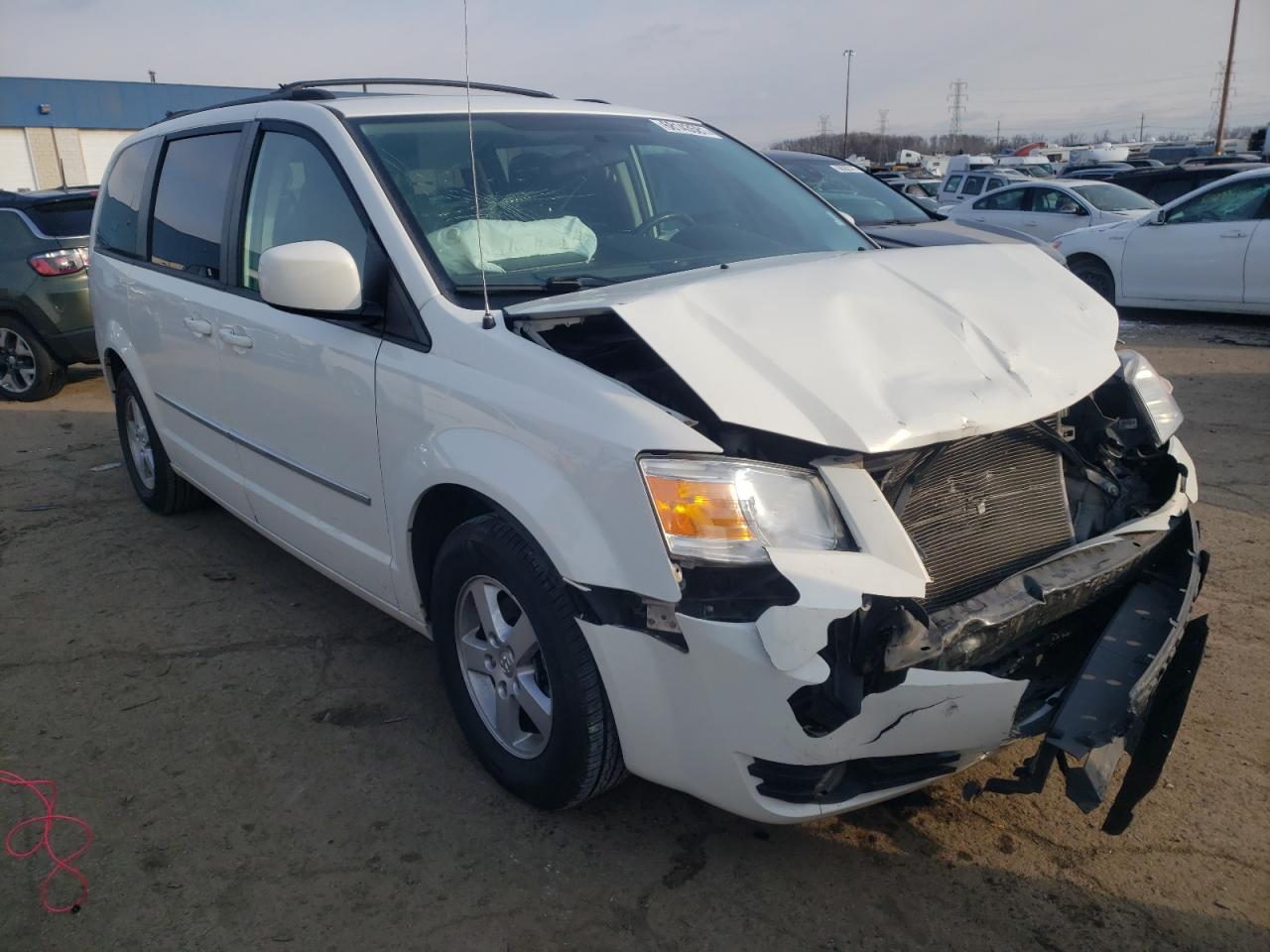DODGE GRAND CARA 2010 with VIN 2D4RN5D1XAR367054 - Photo from auction