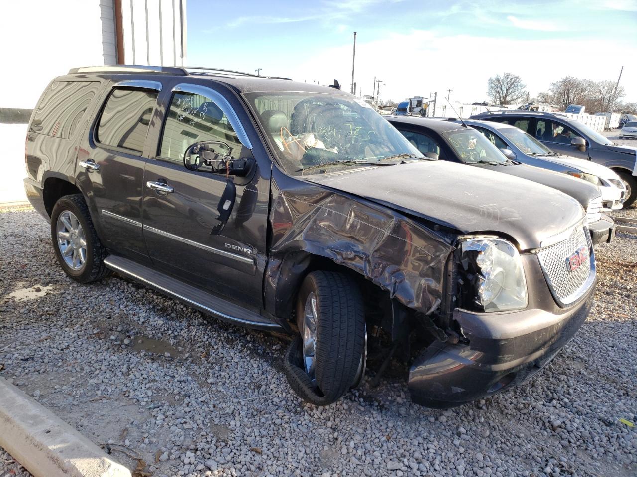 Фото 1 с аукциона – 2011 GMC YUKON DENA с VIN 1GKS2EEF5BR206947