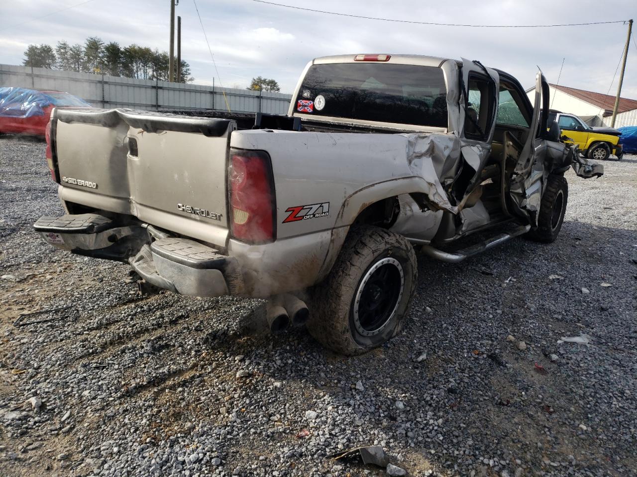 Photo 4 from auction – 2003 CHEVROLET SILVERADO with VIN 1GCEK19T13E126703