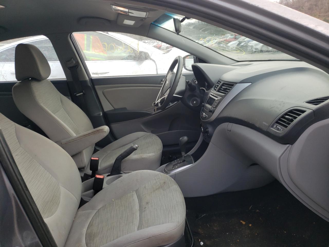 Photo 5 from auction – 2016 HYUNDAI ACCENT SE with VIN KMHCT4AE5GU021611