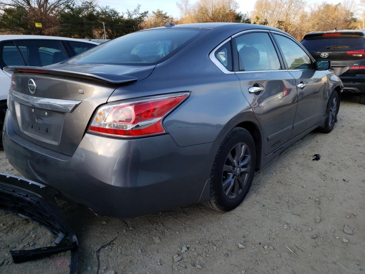 Photo 4 from auction – 2015 NISSAN ALTIMA 2.5 with VIN 1N4AL3AP3FN914737
