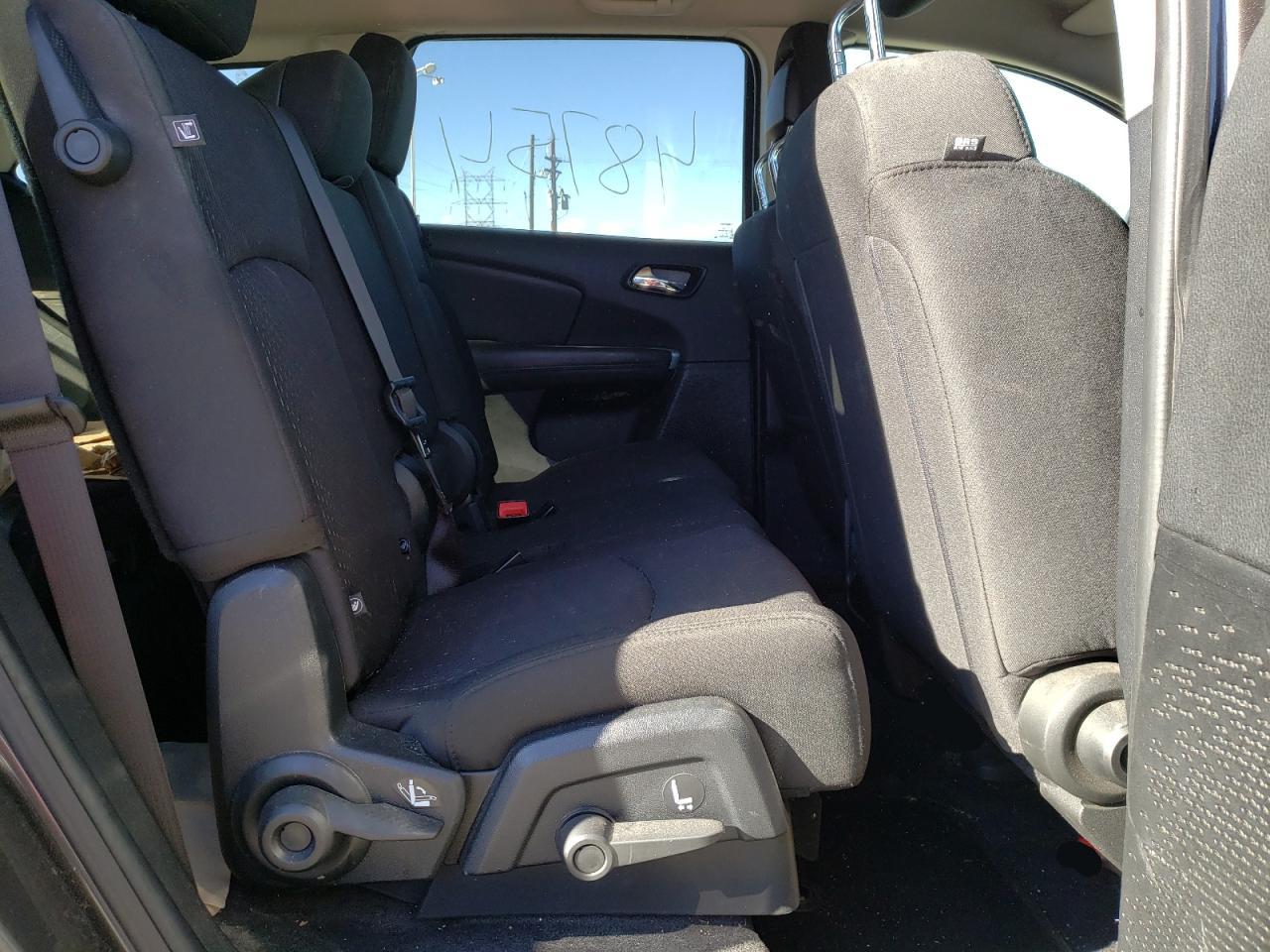 Photo 6 from auction – 2018 DODGE JOURNEY SE with VIN 3C4PDCAB2JT347659