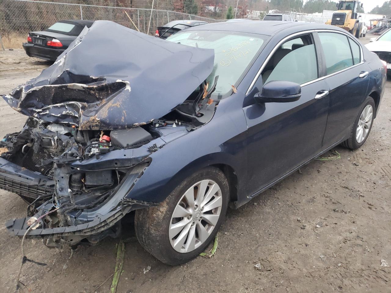 Photo 2 from auction – 2015 HONDA ACCORD EXL with VIN 1HGCR2F89FA181468