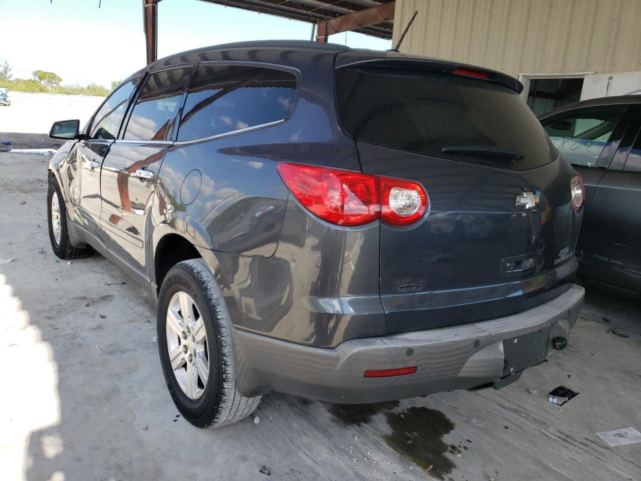Photo 3 from auction – 2012 CHEVROLET TRAVERSE L with VIN 1GNKRGED0CJ289633