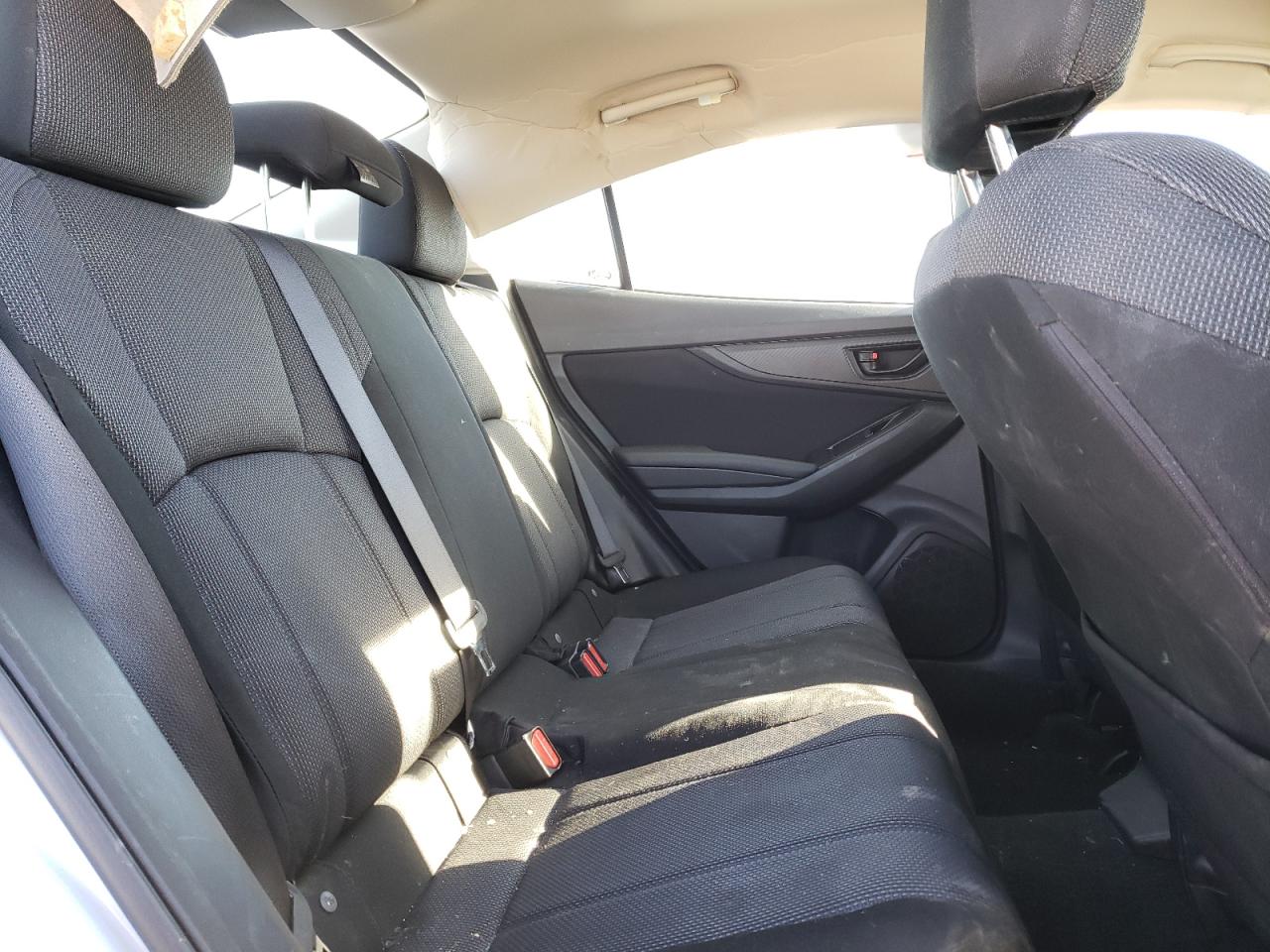 Photo 6 from auction – 2018 SUBARU IMPREZA with VIN 4S3GKAA69J3621254
