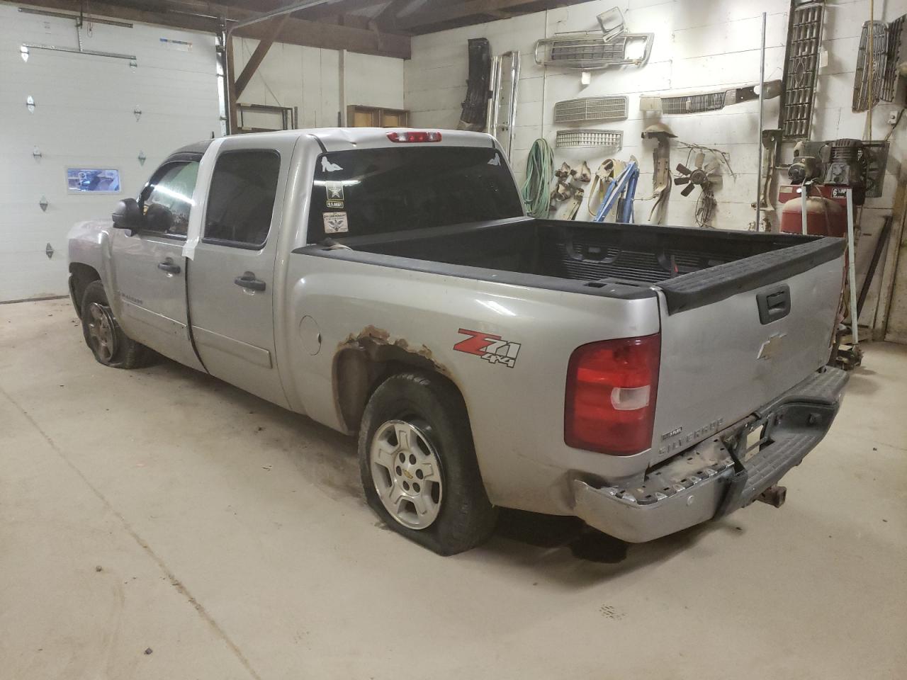 Photo 3 from auction – 2008 CHEVROLET SILVERADO with VIN 2GCEK133881220580