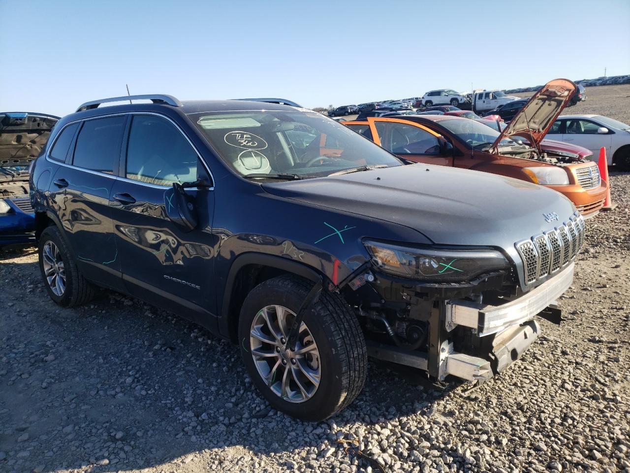 JEEP CHEROKEE L 2020 with VIN 1C4PJLLB8LD641940 - Photo from auction
