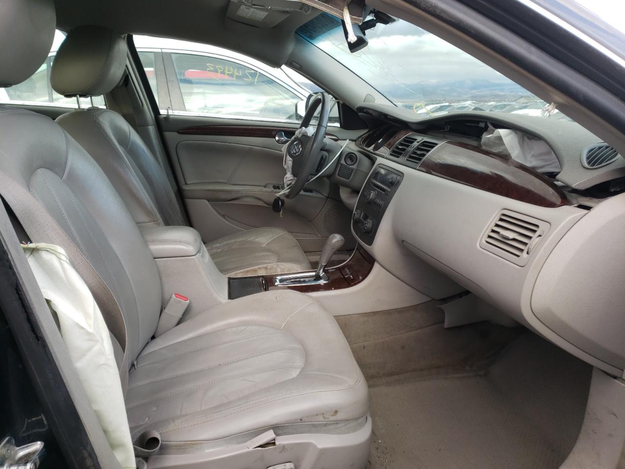 Photo 5 from auction – 2011 BUICK LUCERNE CX with VIN 1G4HC5EM2BU149665