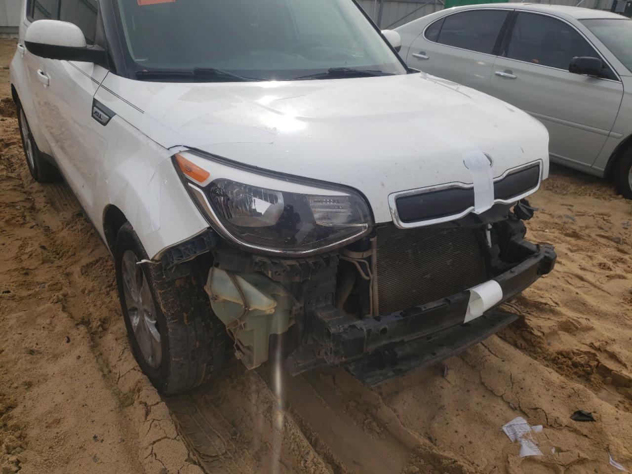 Photo 9 from auction – 2016 KIA SOUL with VIN KNDJN2A2XG7387398