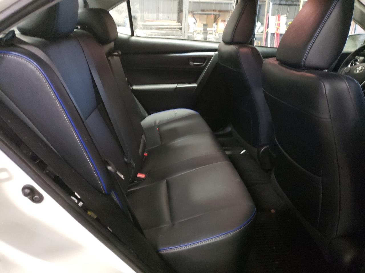 Photo 6 from auction – 2018 TOYOTA COROLLA L with VIN 2T1BURHE1JC972165