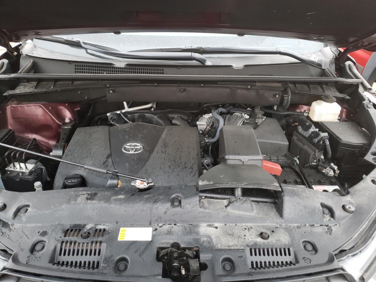 Photo 7 from auction – 2019 TOYOTA HIGHLANDER with VIN 5TDDZRFH6KS717463